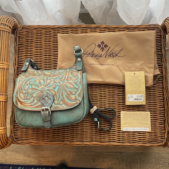 Patricia Nash Saddle Bag/cross body - Picture 2 of 6